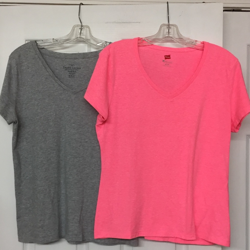 Heathered Short Sleeve V Neck T-shirts Lot of 2 Pink Gray Basics Sz M